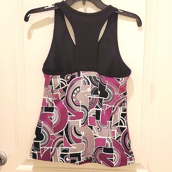 Active Wear Xersion  Tops - Picture 4 of 6